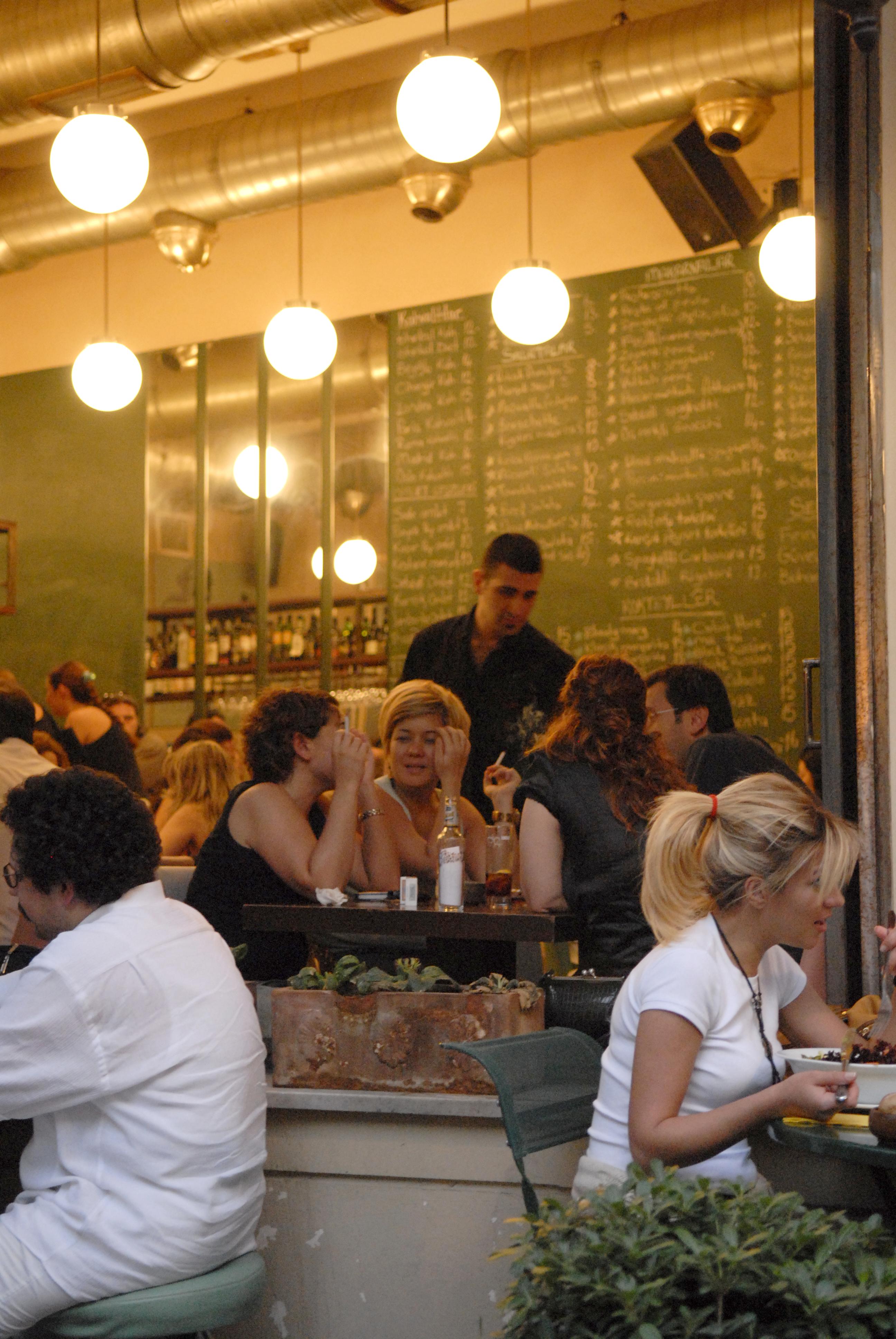 cafe Meyra